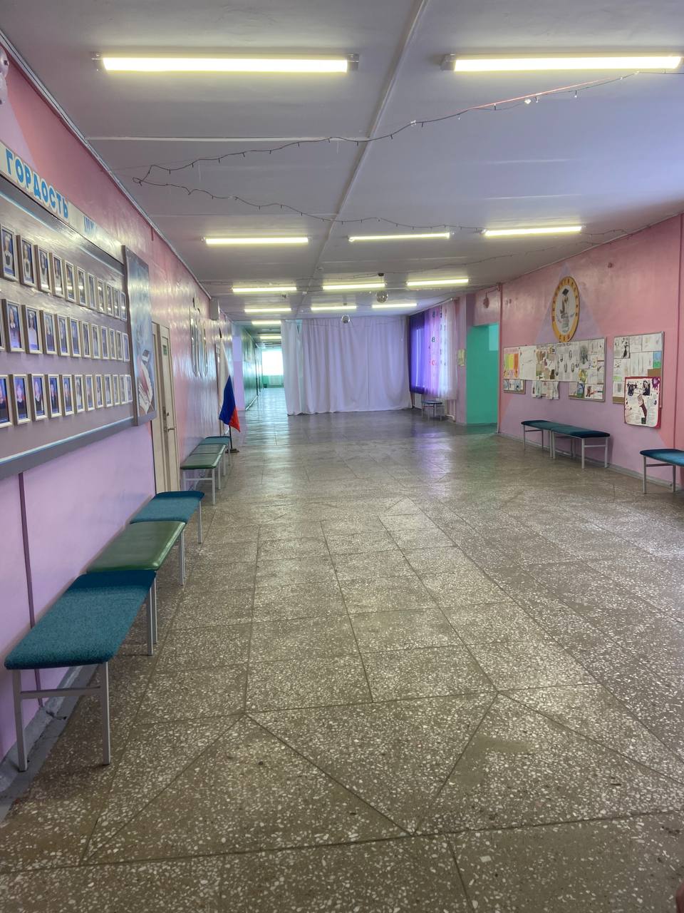 Фотографии школы.